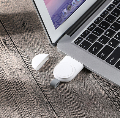 QC3.0 2W Magnetic Watch Wireless Charger Usb ODM Magsafe